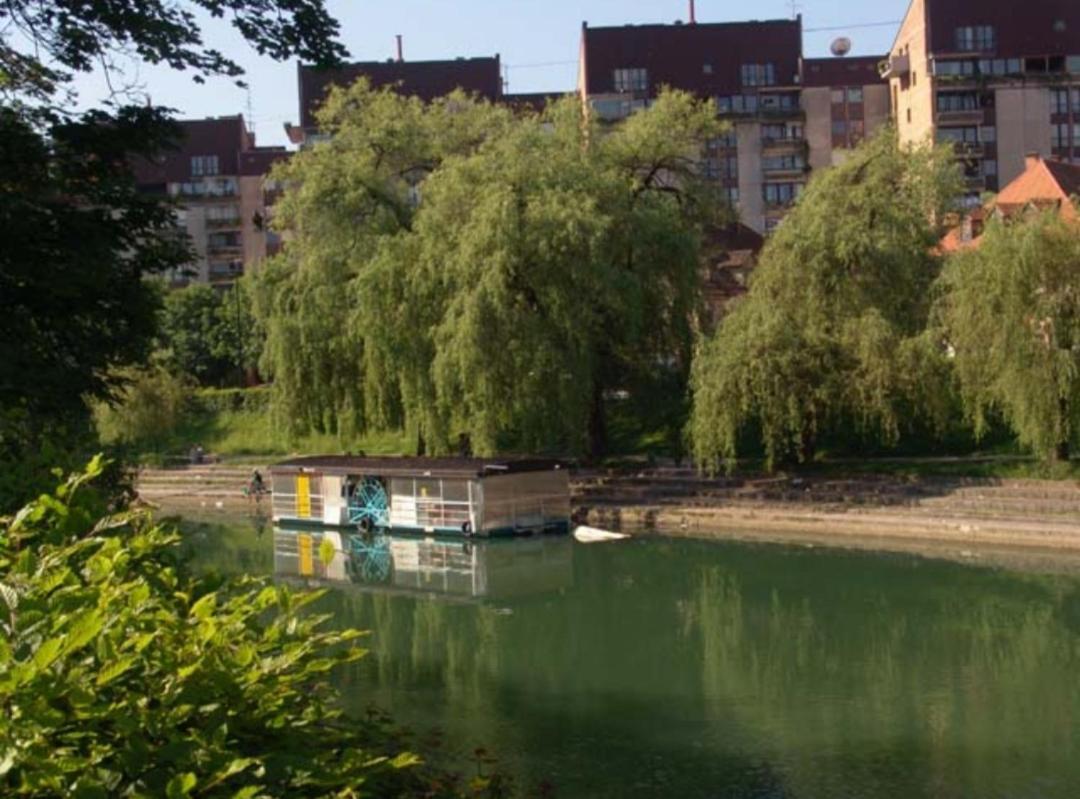 Ljubljanaart Apartment Bagian luar foto